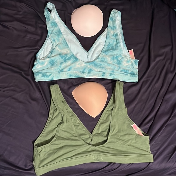 Victorias Secret PINK (2) NWOT Cotton Lounge Bra with removable pads - Picture 2 of 4